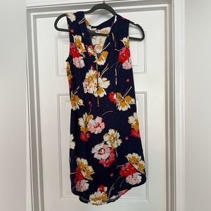 Old Navy navy floral dress. Love this pattern.